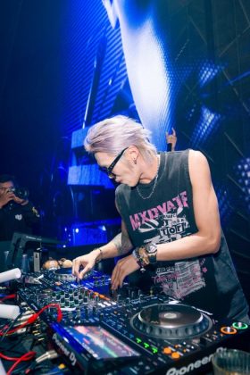 5JbEzRfFTLKYgePC0flamhPrDt8